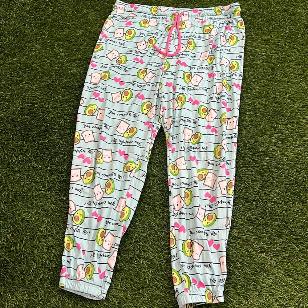 Women’s Briefly Stated Pajama Pants / Avocado Toast